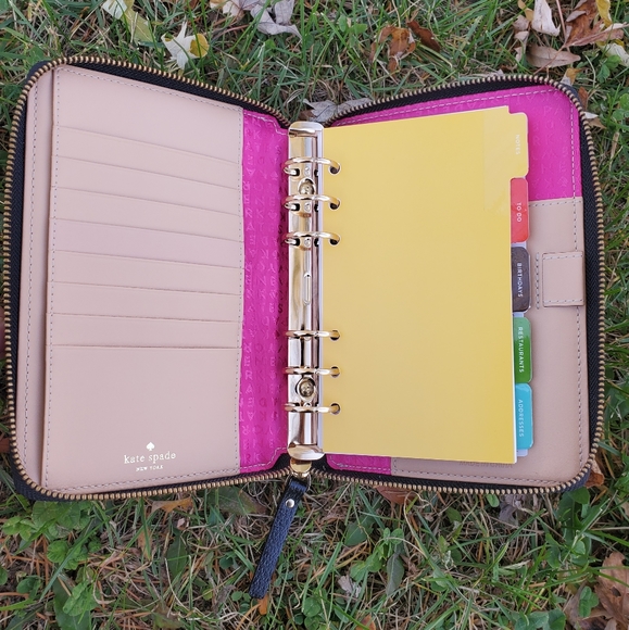 kate spade Handbags - EUC Kate Spade planner agenda organizer